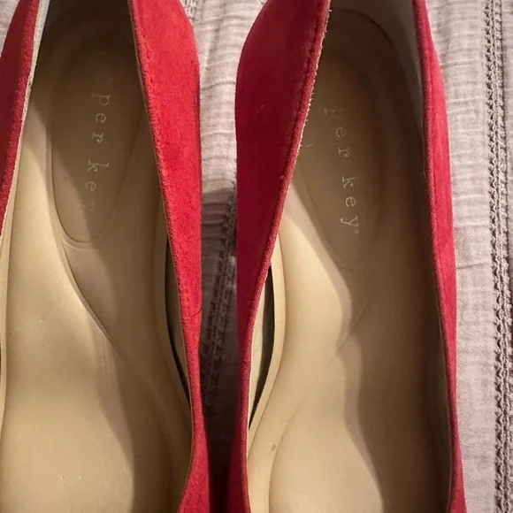 New Copper Key. Flirty Suede Platform Pumps - Picture 6 of 11